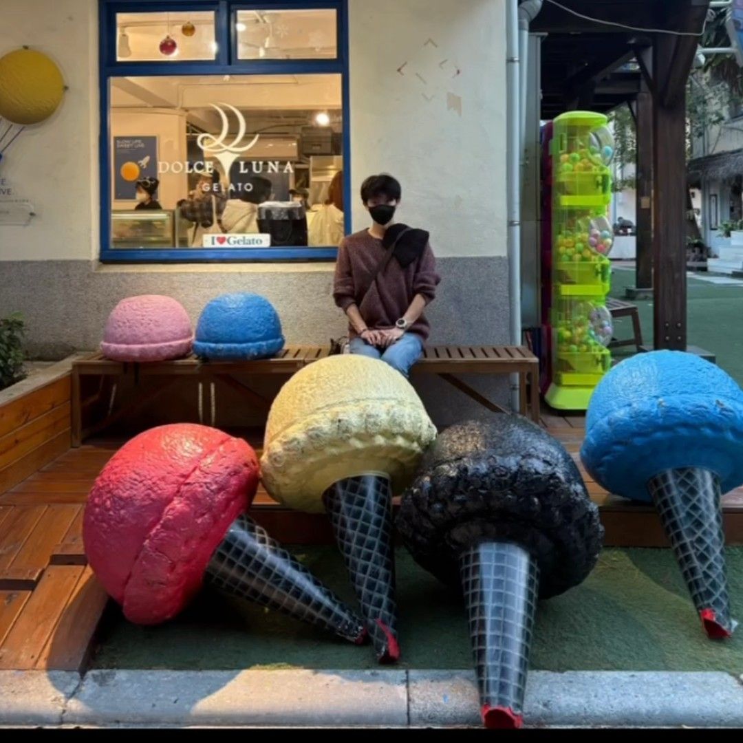 Recent activity shot of Lee Joongi