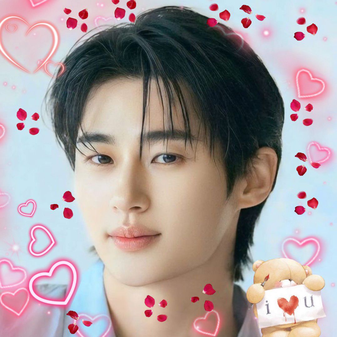 Behind-the-scenes cut of Byeon Wooseok