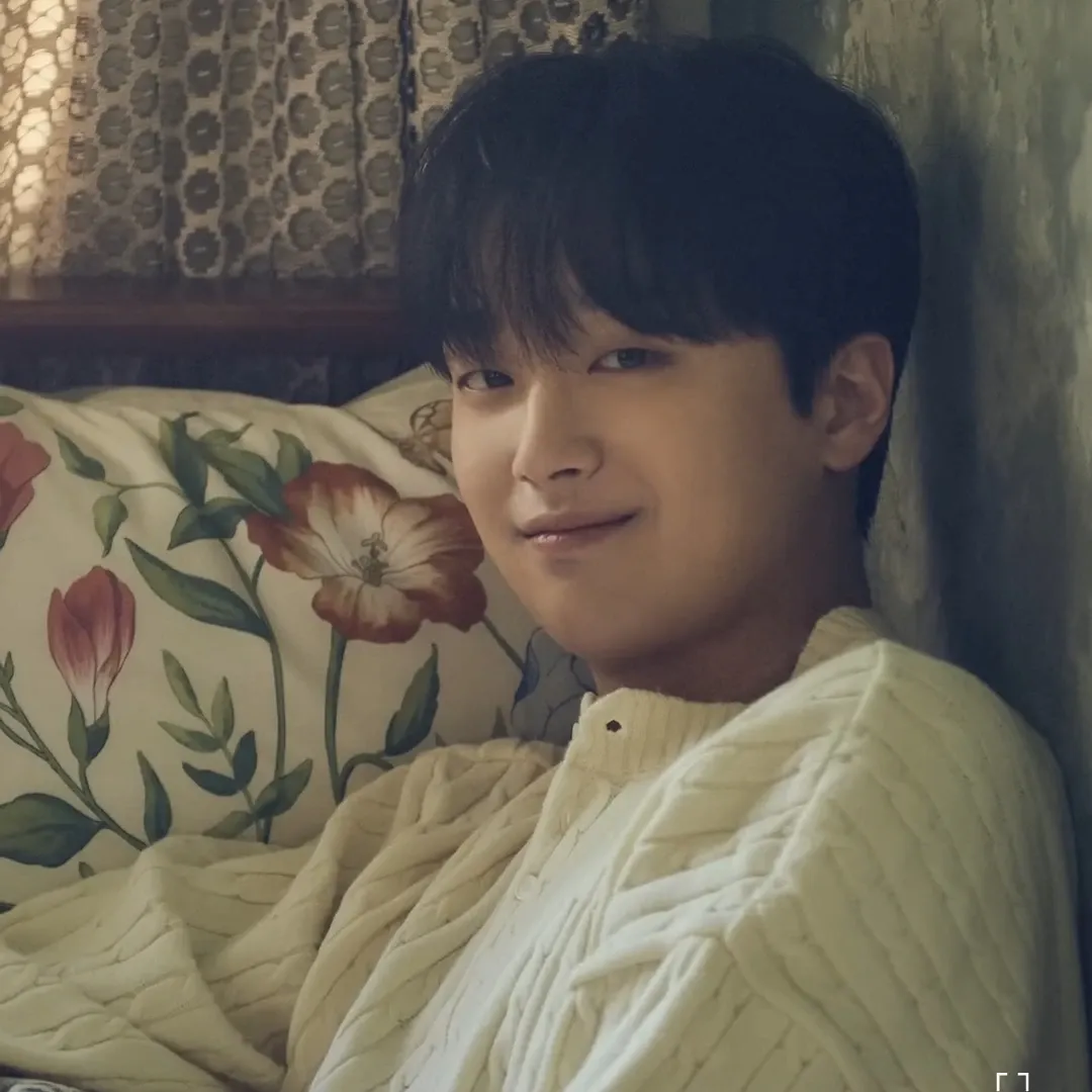 이찬원 최근 활동샷