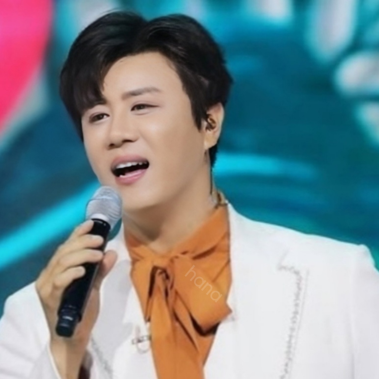 Behind-the-scenes cut of Jin Haesung