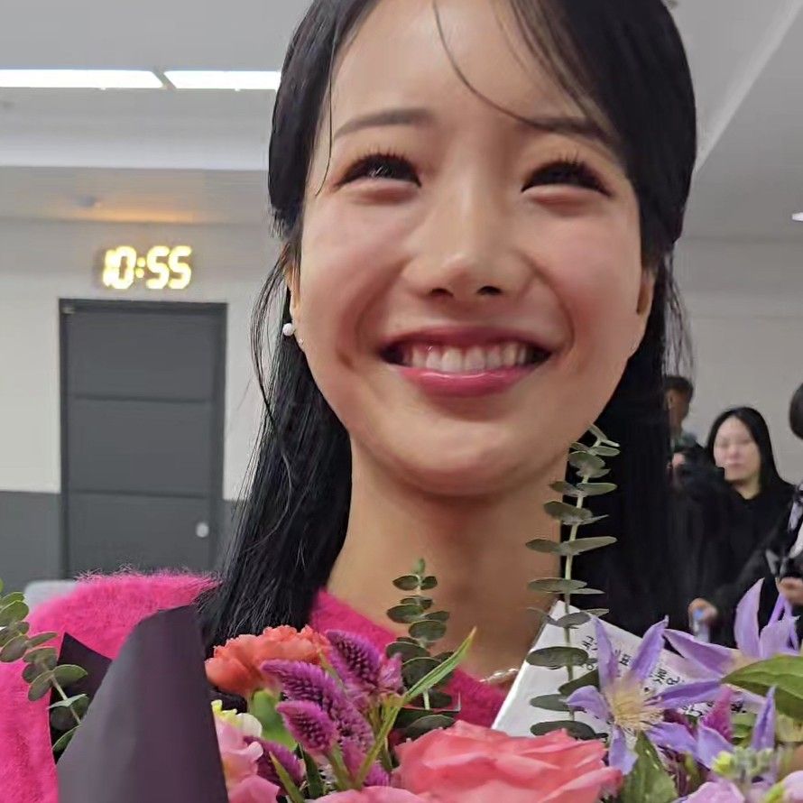 Recent activity shot of Kim Soyeon (2004)