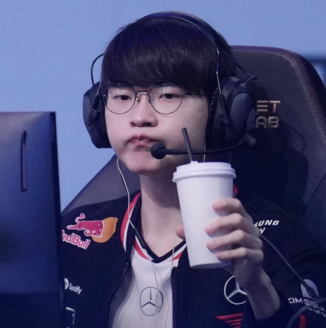 Behind-the-scenes cut of Faker