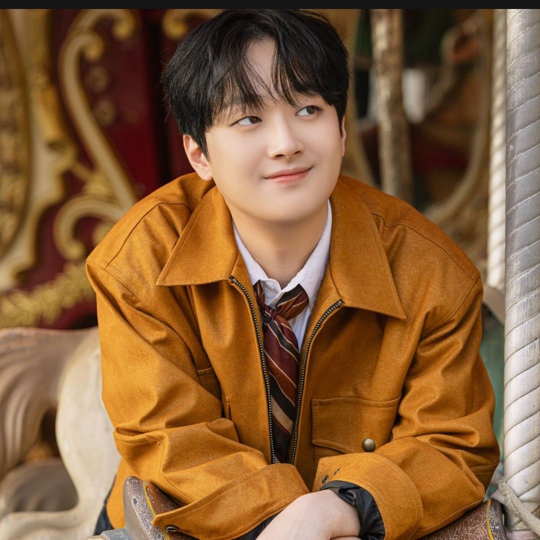 이찬원 최근 활동샷