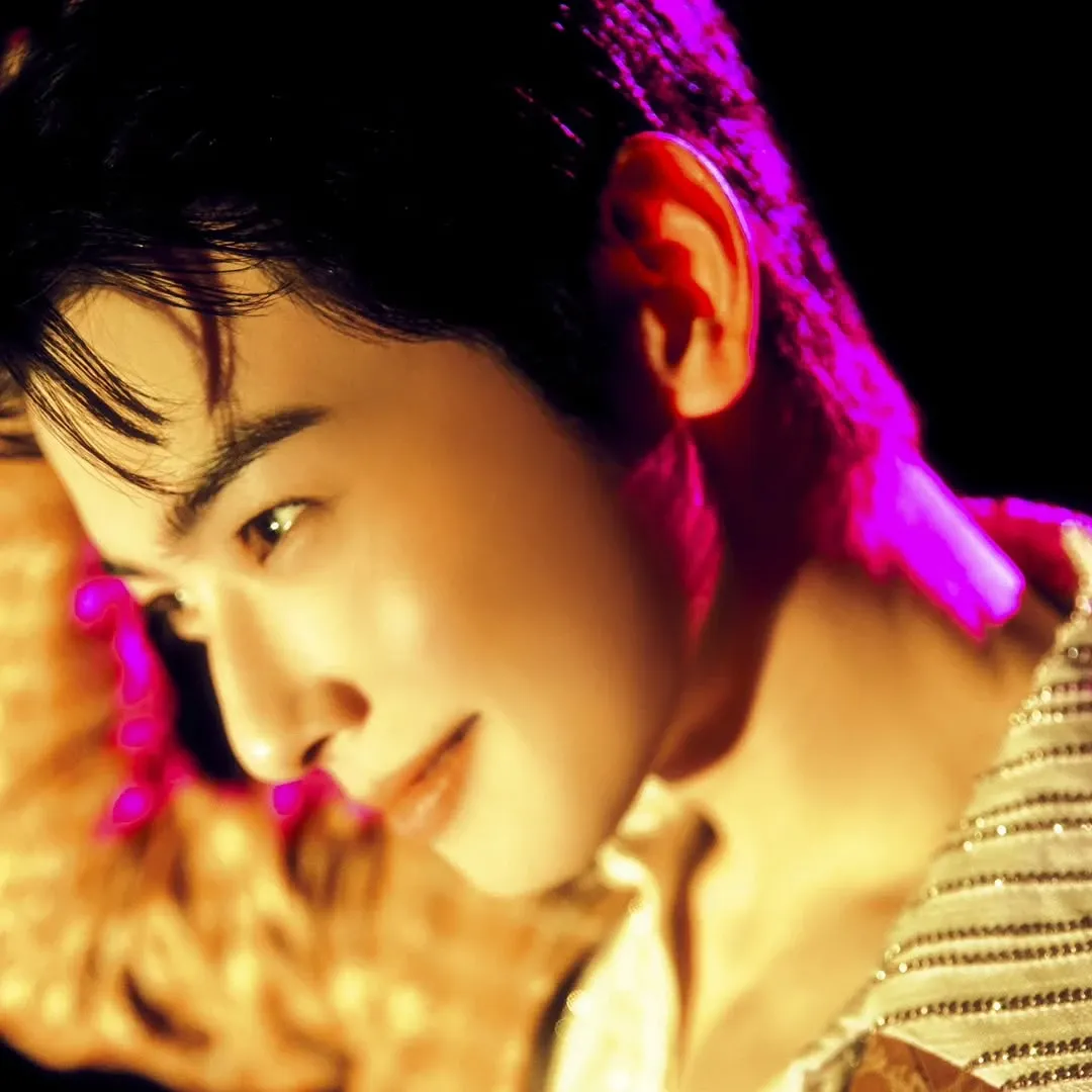 Recent activity shot of Cha Eunwoo