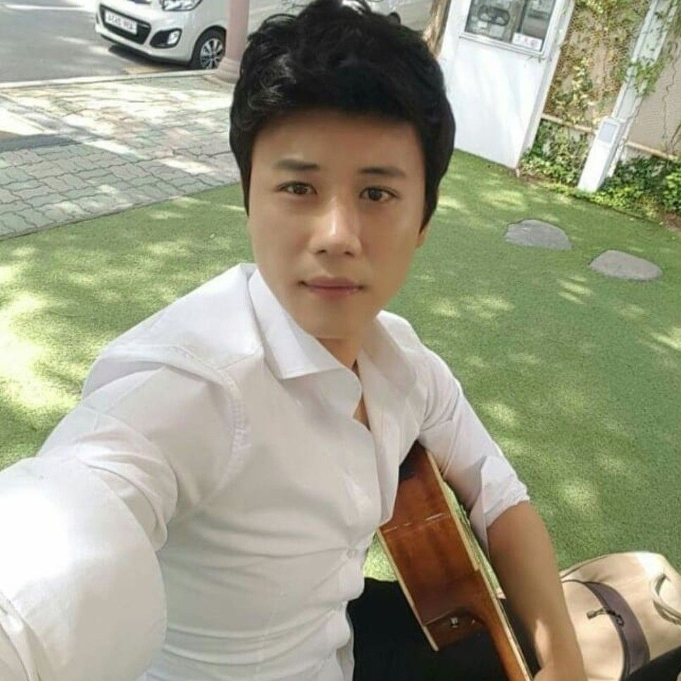 진해성 최근 활동샷