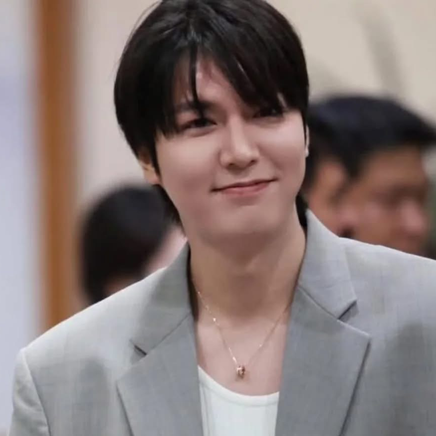 Recent activity shot of Lee Minho