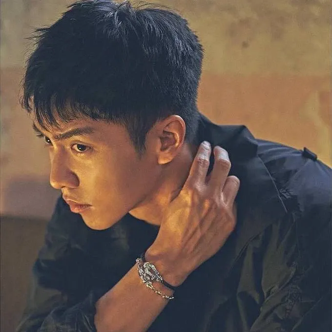 A moment captured by a fan of Lee Seunggi