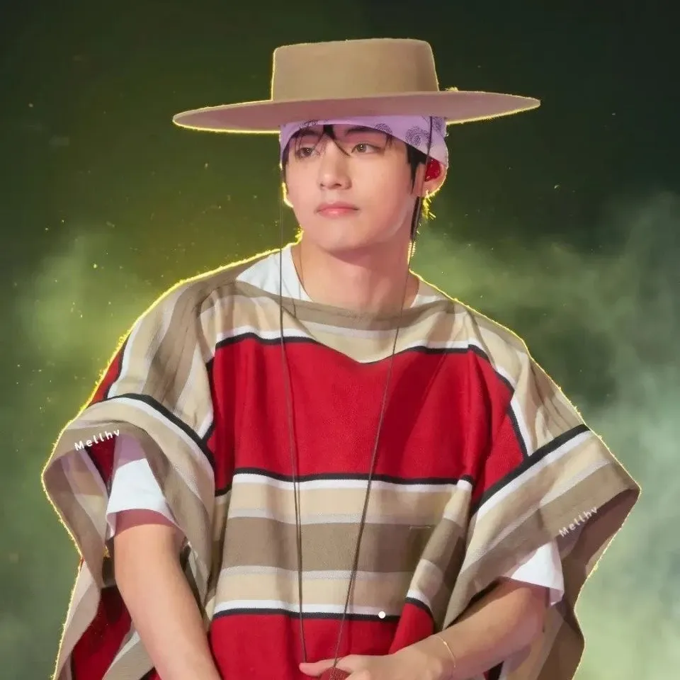 Latest photo of Kim Taehyung (V)