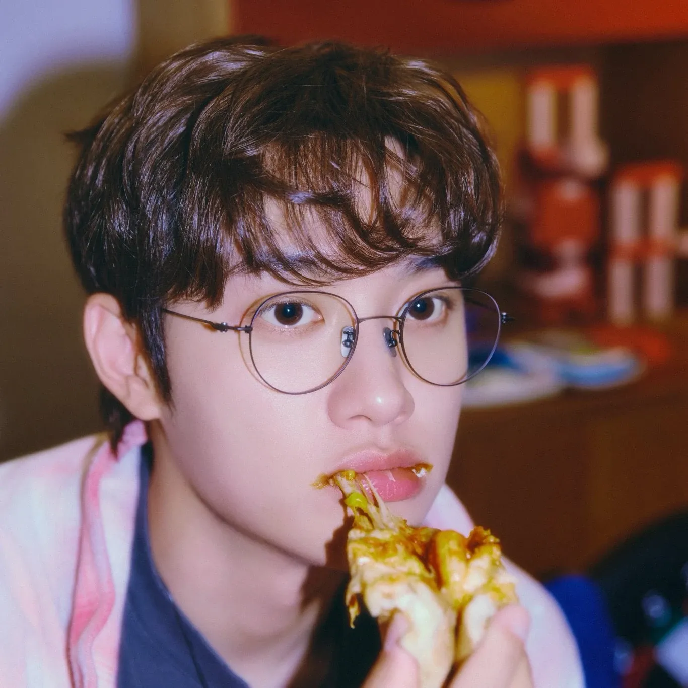 Behind-the-scenes cut of Doh Kyungsoo (D.O.)