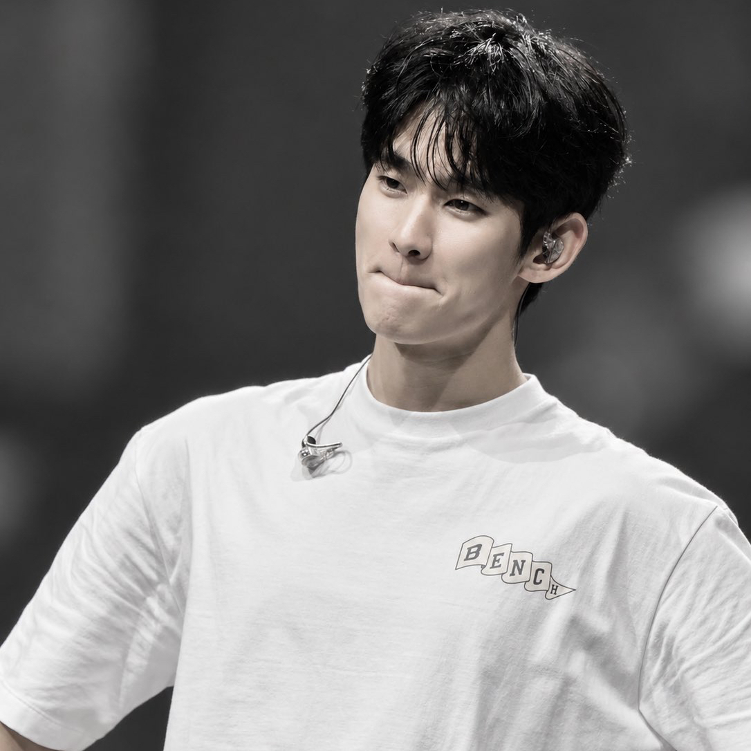 A moment captured by a fan of Kim Soohyun
