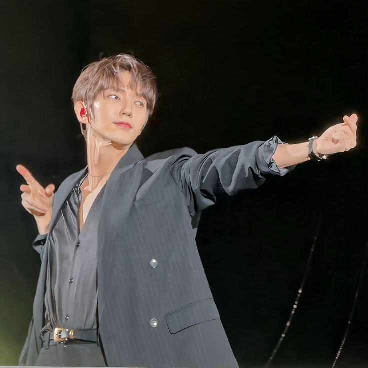 Latest photo of Lee Joongi