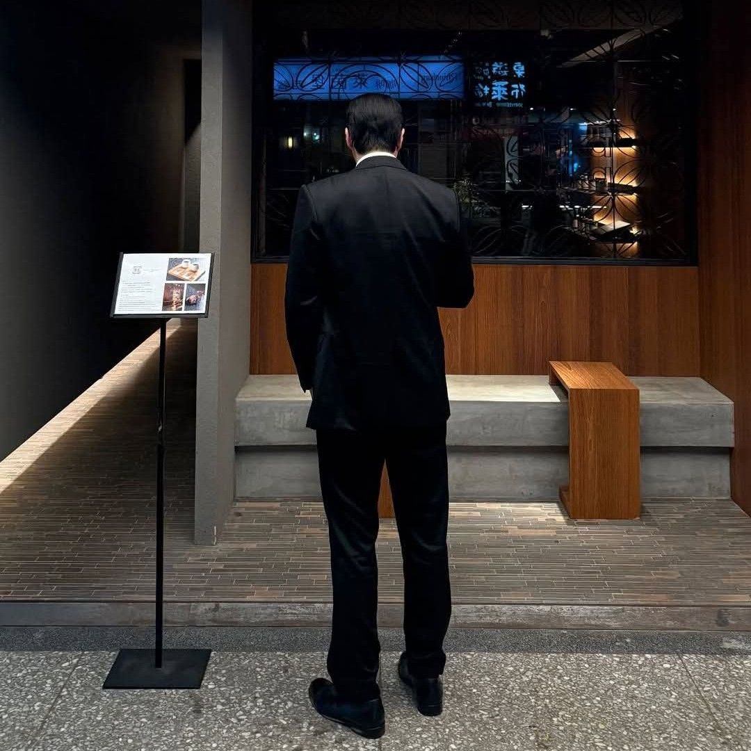 Recent activity shot of Choi Siwon