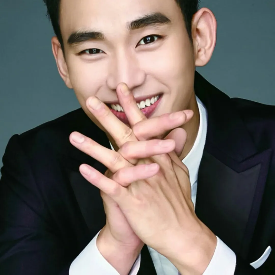 Behind-the-scenes cut of Kim Soohyun