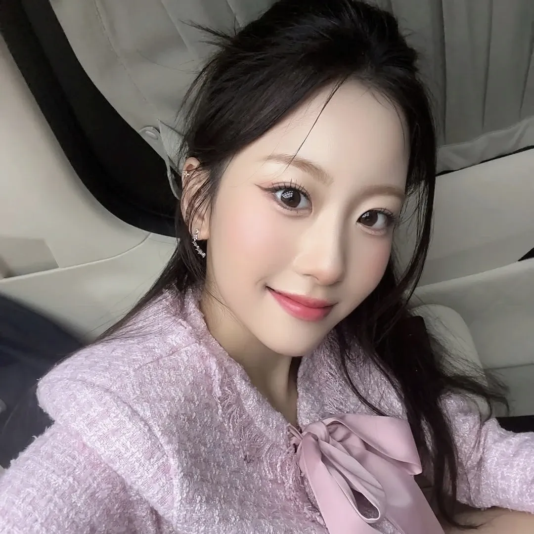 Behind-the-scenes cut of Oh Yujin