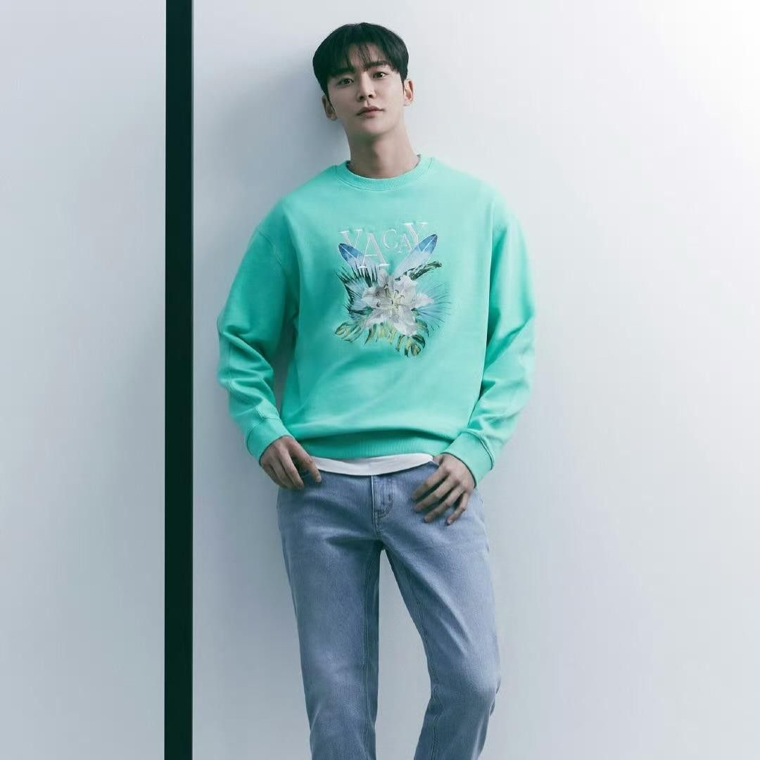 粉丝拍下的路云瞬间