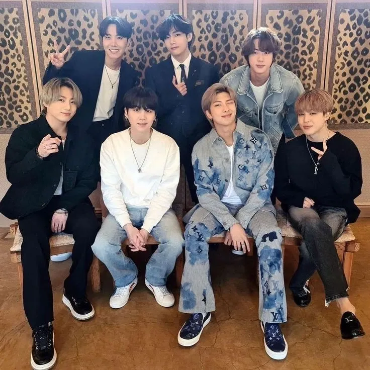 Recent activity shot of Kim Taehyung (V)