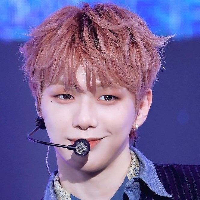 Behind-the-scenes cut of Secret Garden