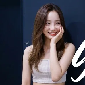 A moment captured by a fan of Yeonwoo