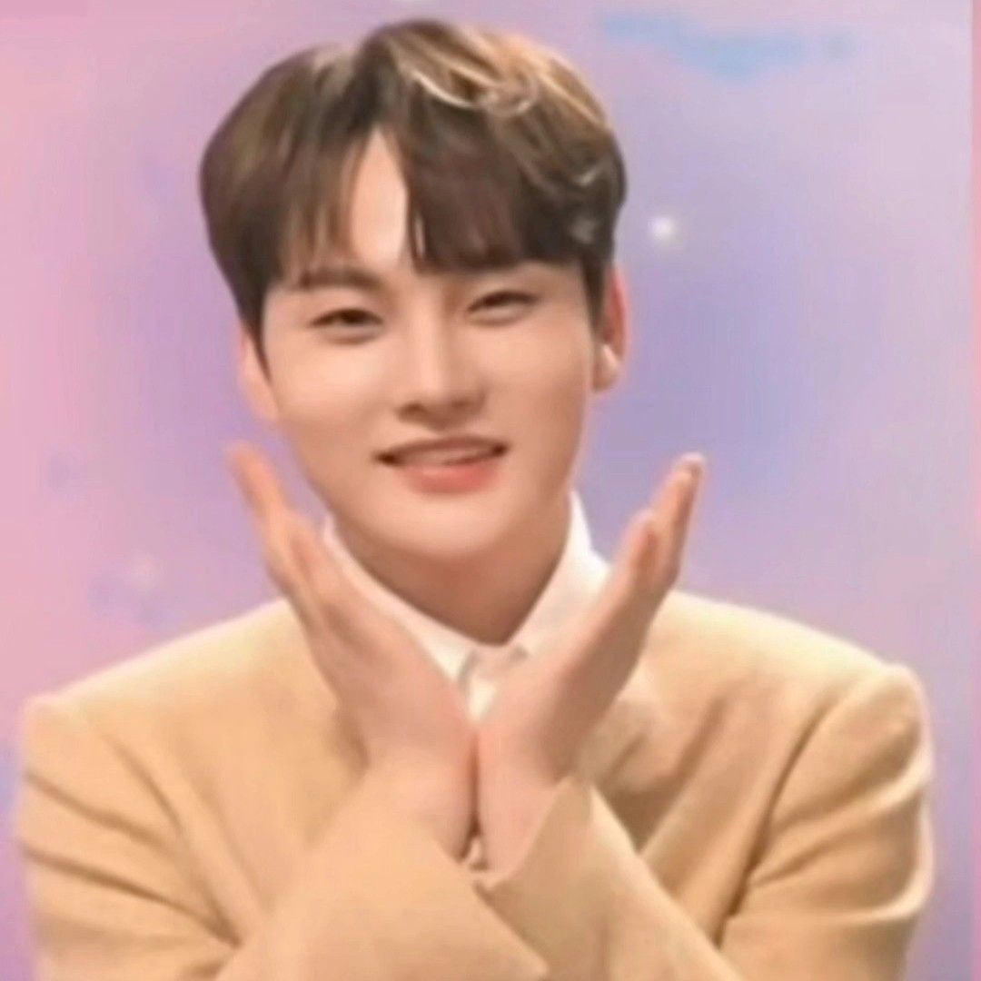 朴瑞鎮的最新照片