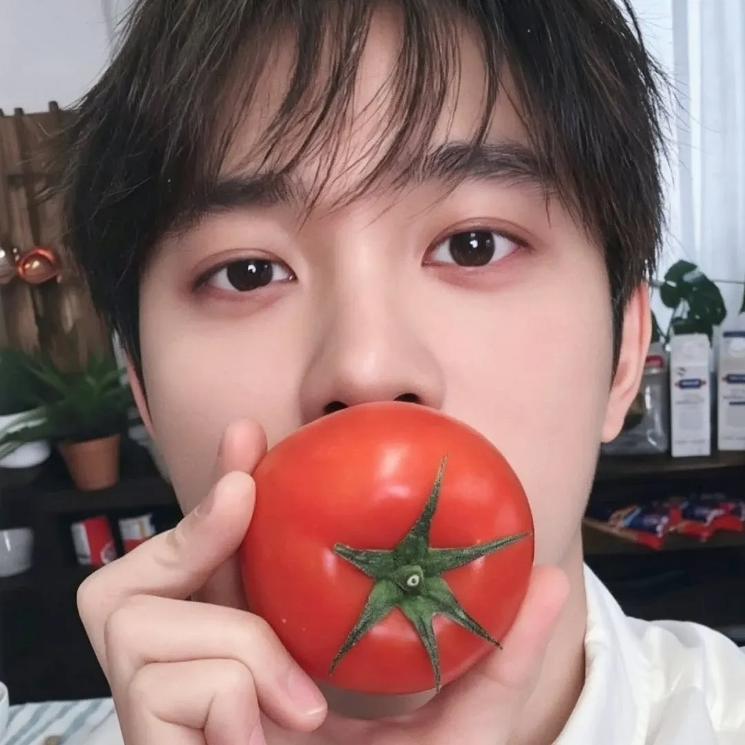 Foto terbaru dari Doh Kyungsoo (D.O.)