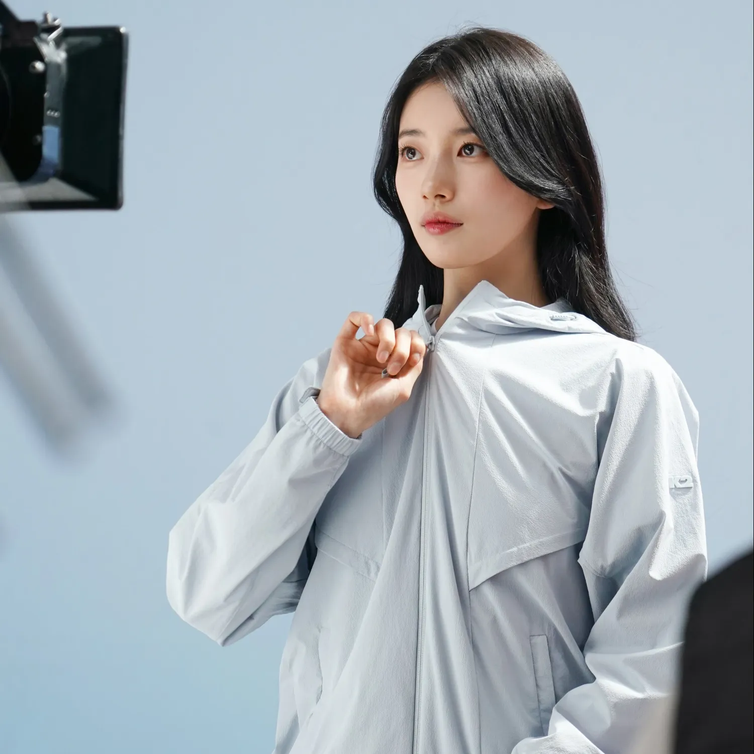 Behind-the-scenes cut of Bae Suzy