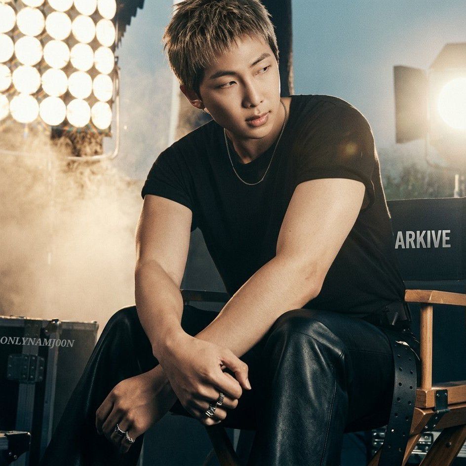 Recent activity shot of Kim Taehyung (V)