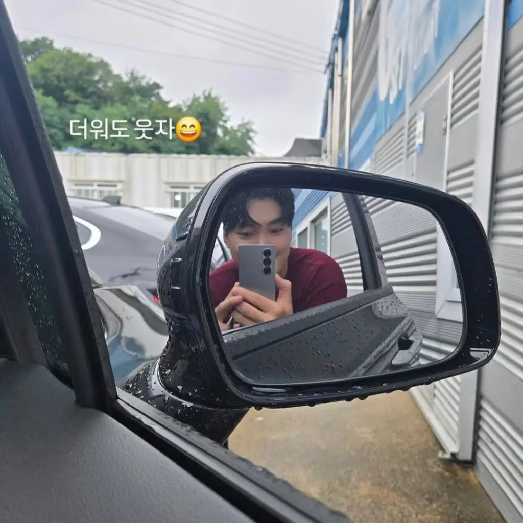 Latest photo of Kim Kyungmin