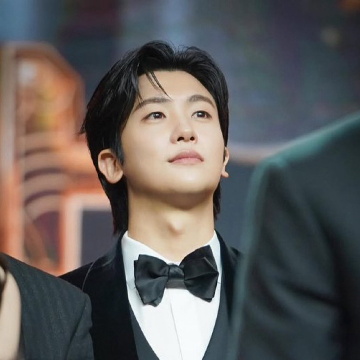 Latest photo of Park Hyungsik