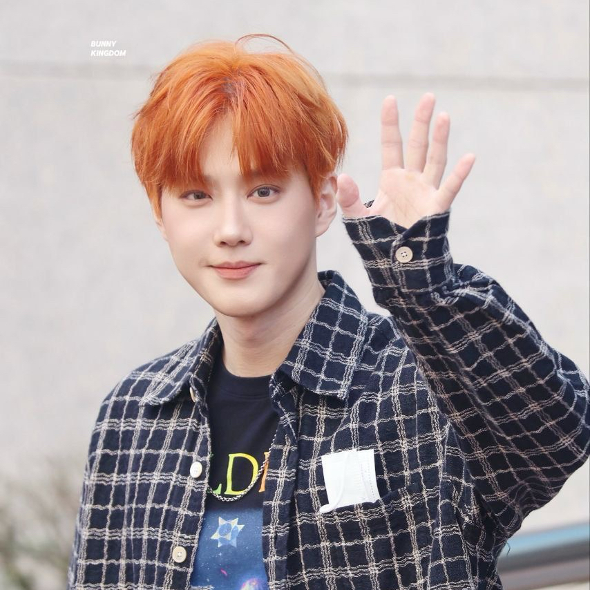 粉絲拍下的Suho瞬間