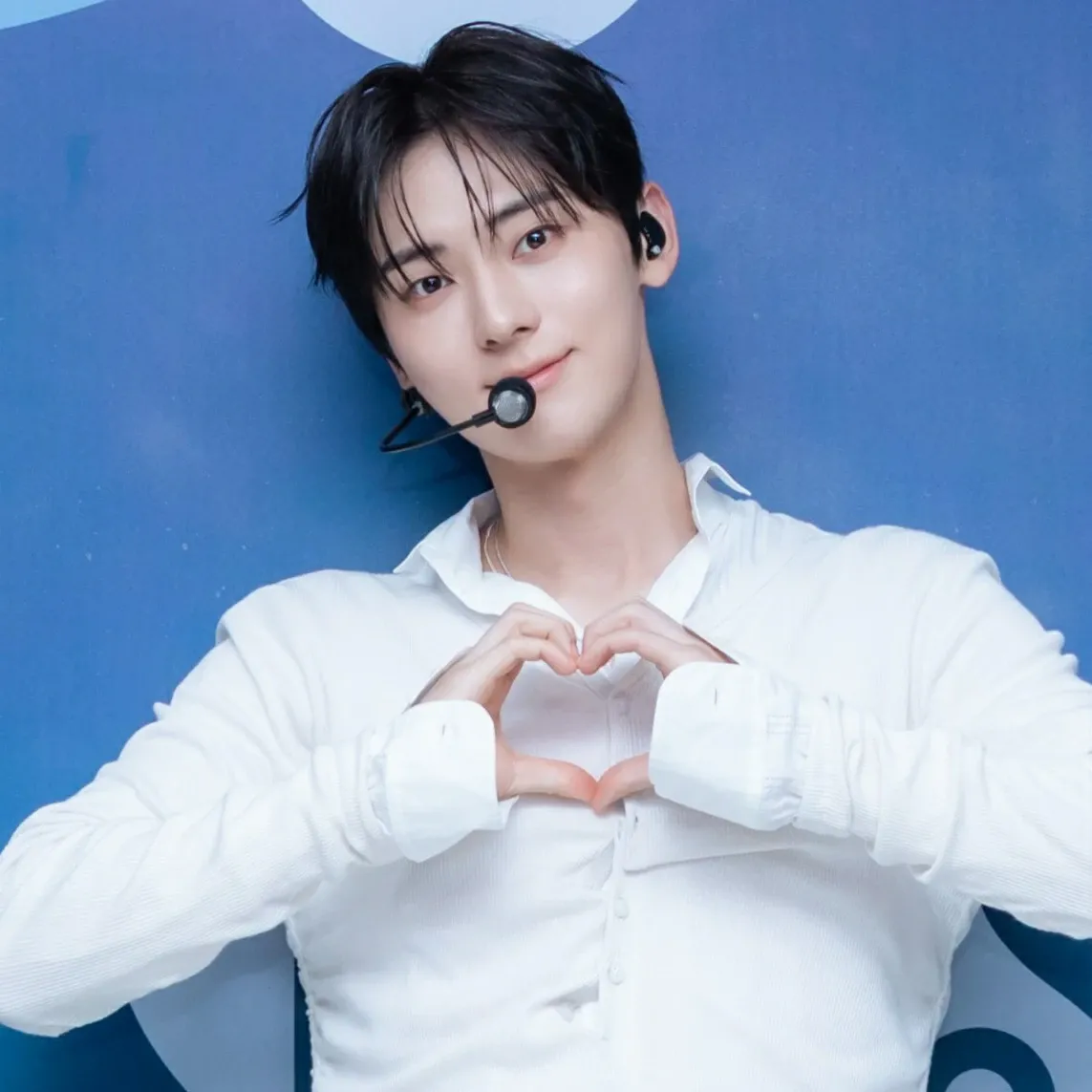 Recent activity shot of Hwang Minhyun