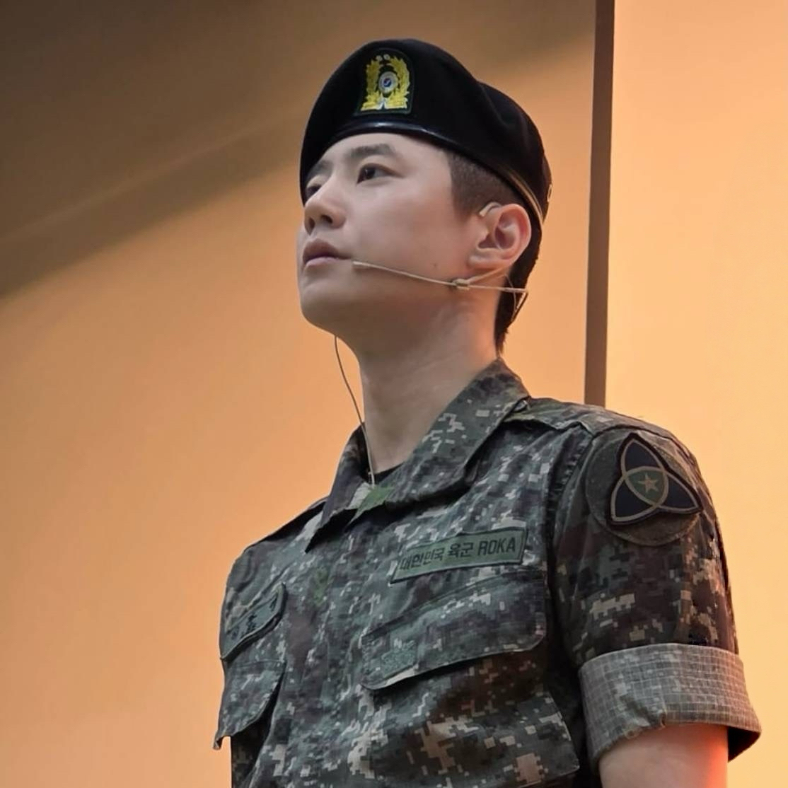 A moment captured by a fan of Lee Junyoung