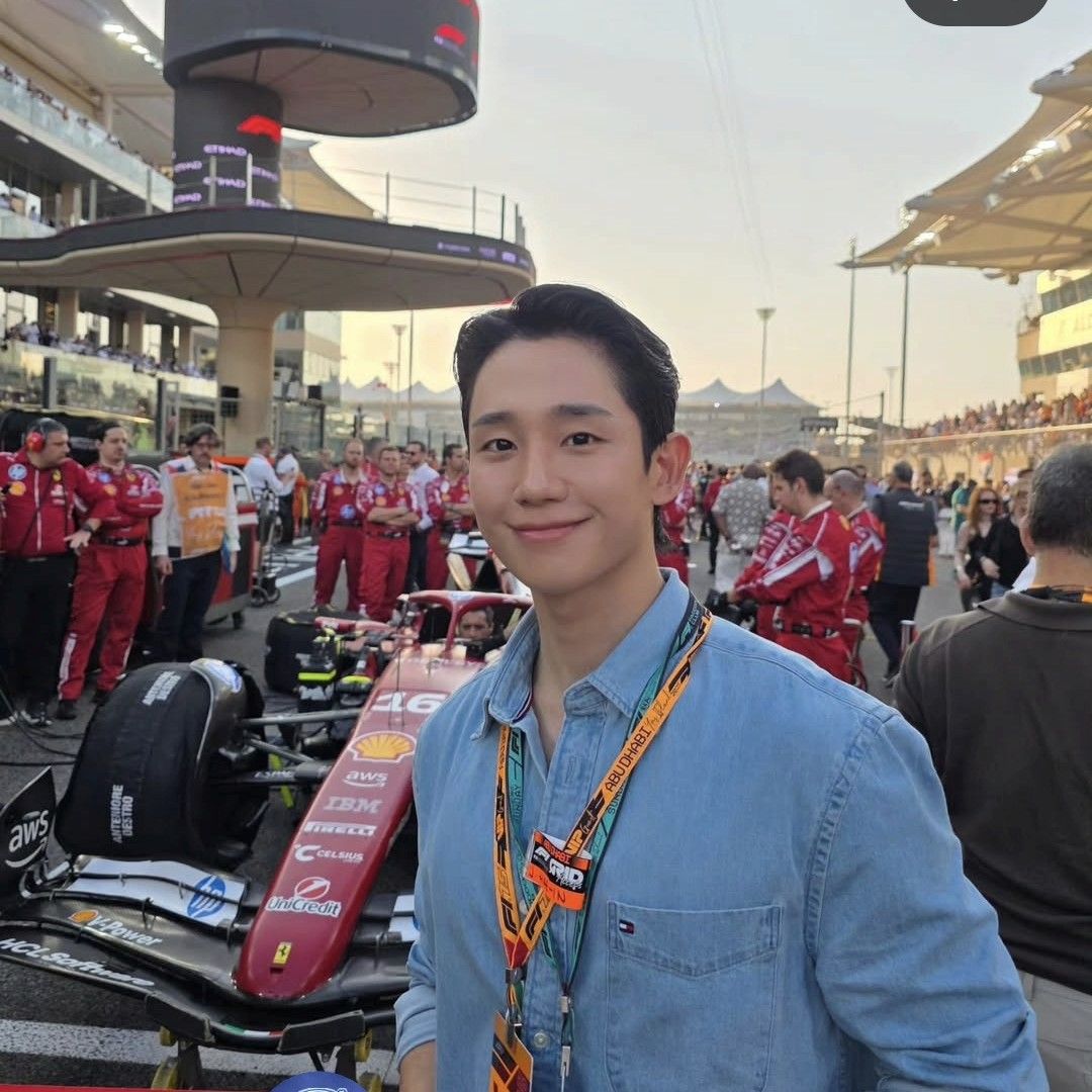 Behind-the-scenes cut of Jung Haein