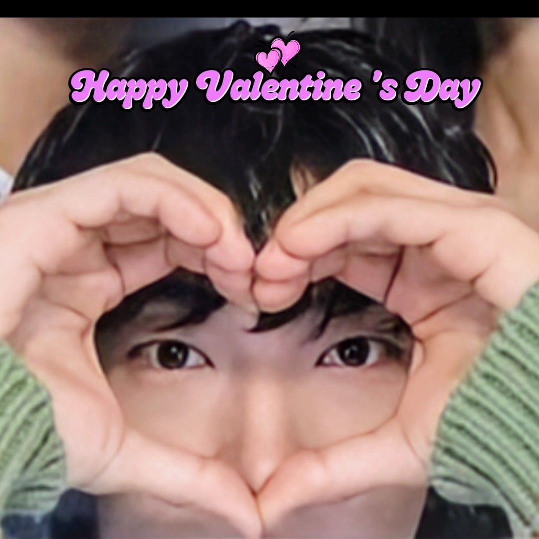 A moment captured by a fan of Woo Dohwan