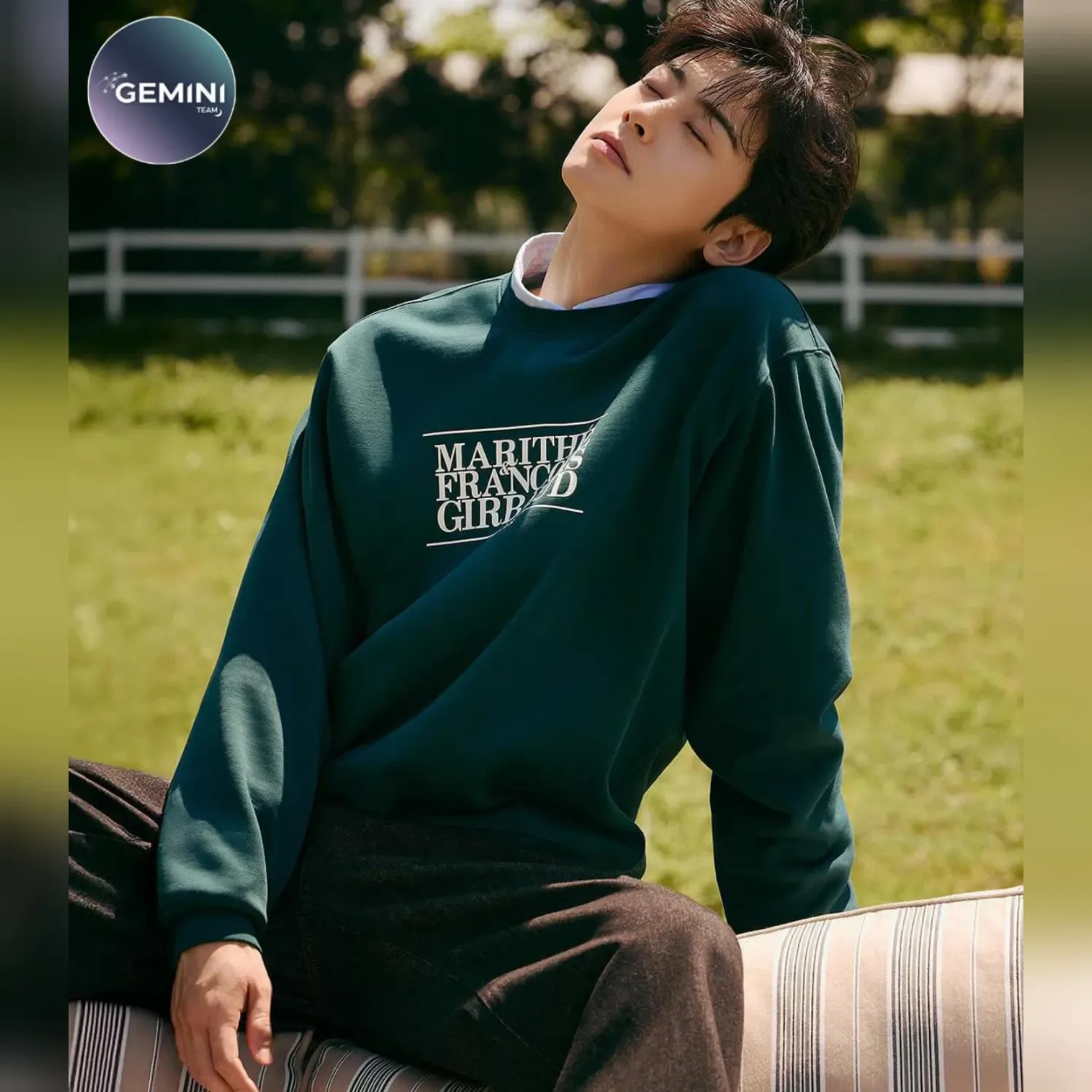 Behind-the-scenes cut of Cha Eunwoo