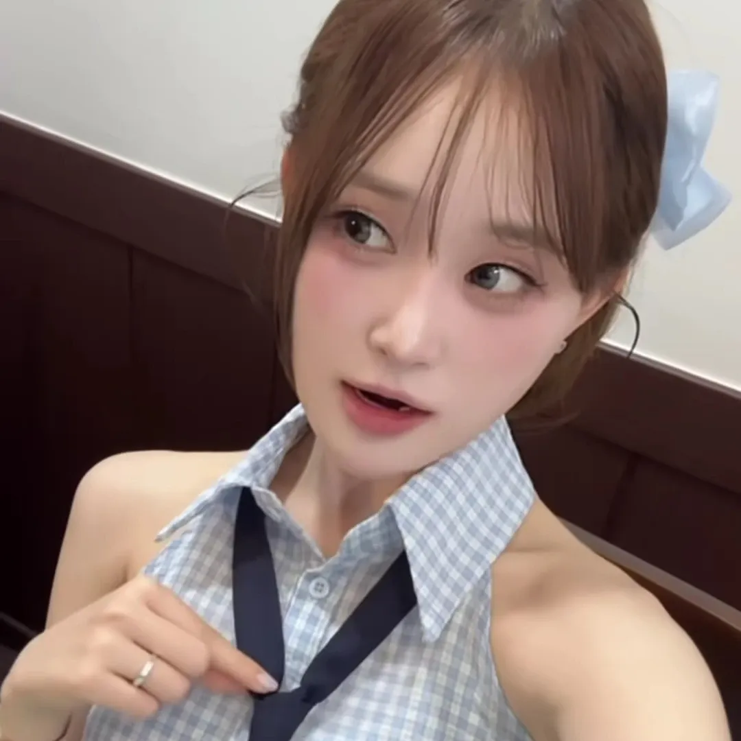 Momen yang diabadikan oleh penggemar Kim Dahyun