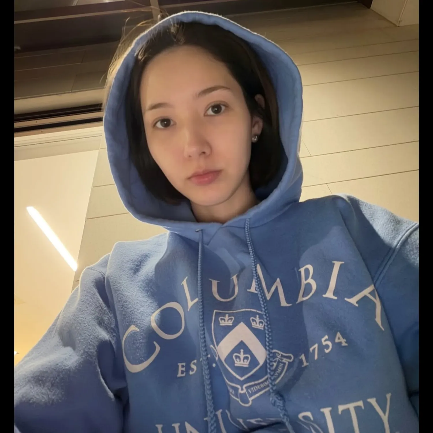 粉丝拍下的朴敏英瞬间