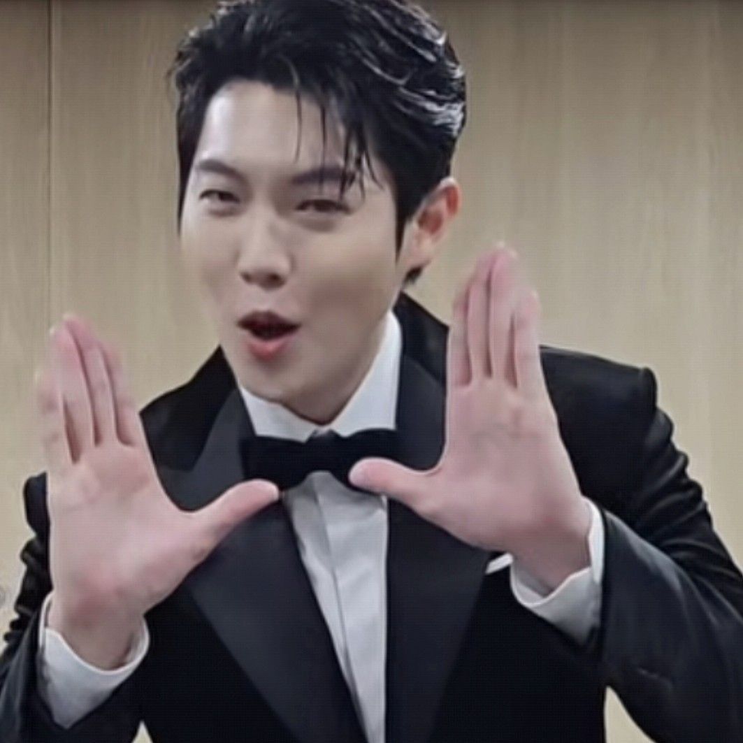 A moment captured by a fan of Son Taejin