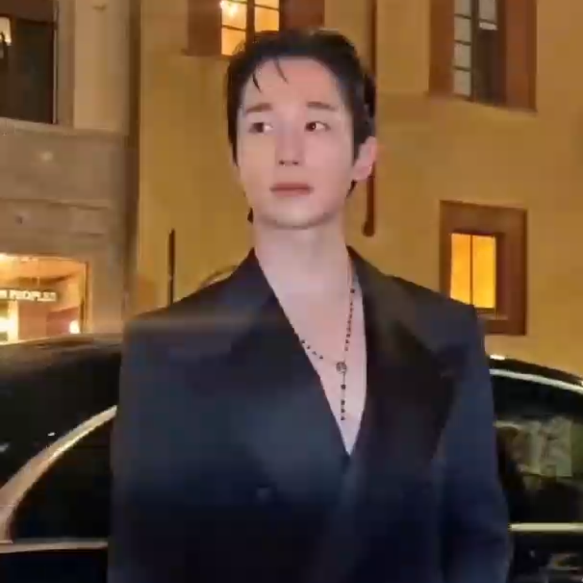 丁海寅的最新照片