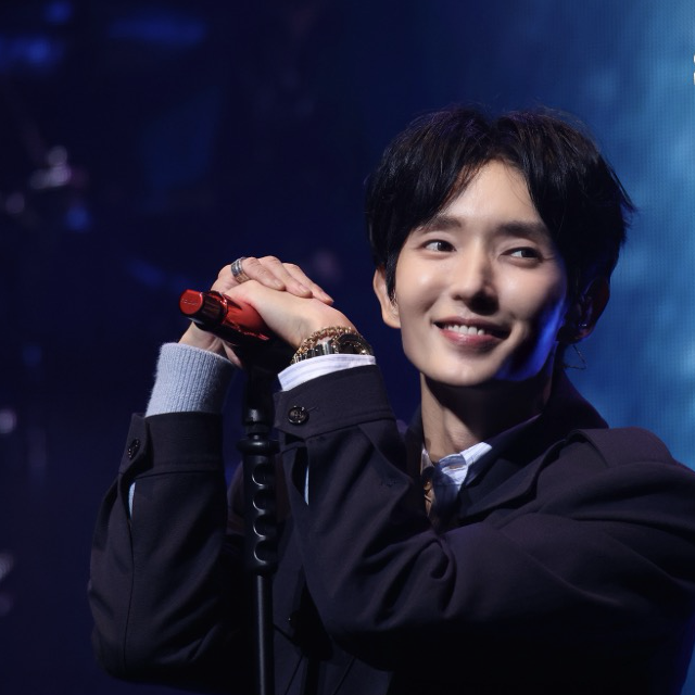 Latest photo of Lee Joongi