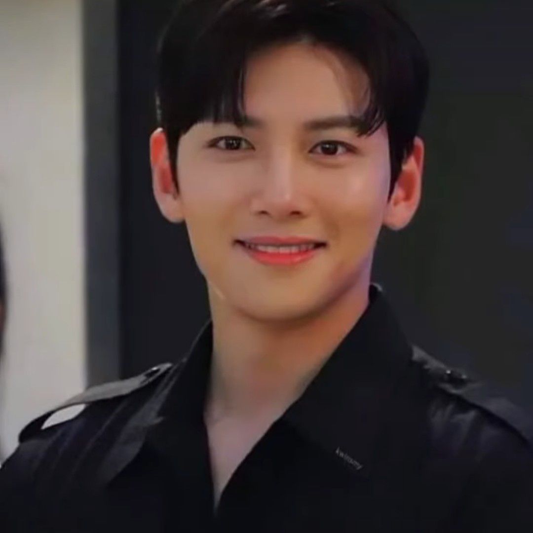 池昌旭的最新照片