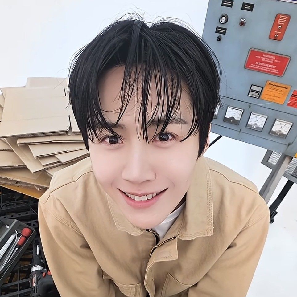 Momen yang diabadikan oleh penggemar Kim Seonho