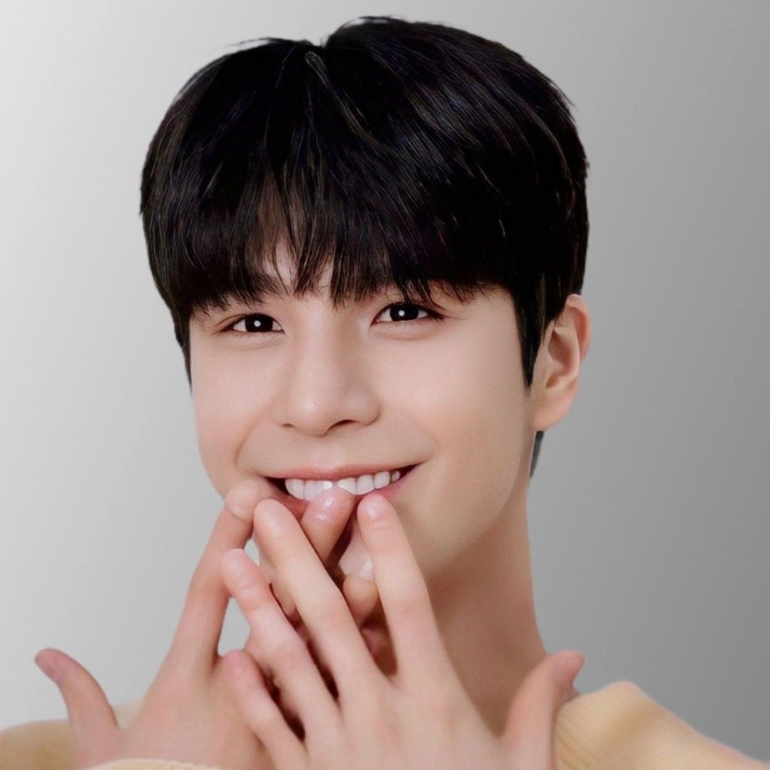 粉丝拍下的郑东元瞬间