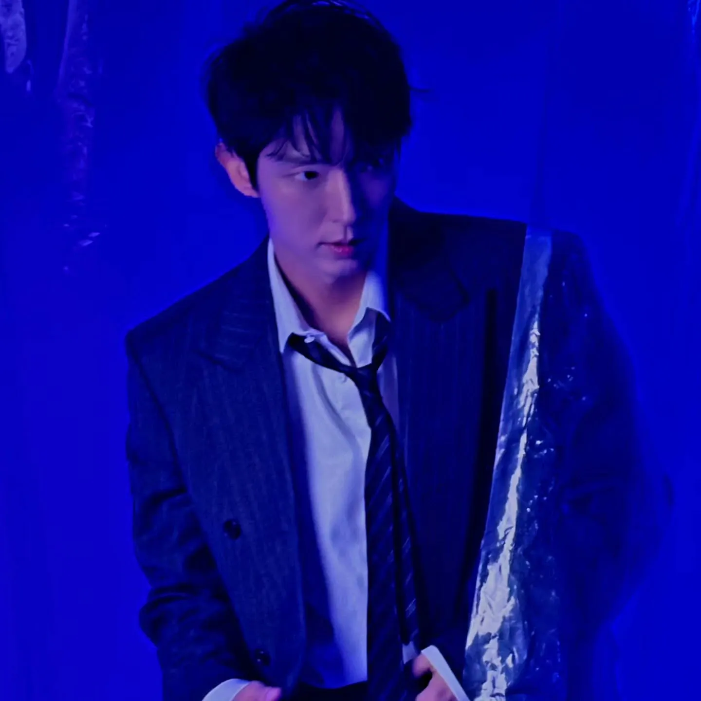 Behind-the-scenes cut of Lee Joongi