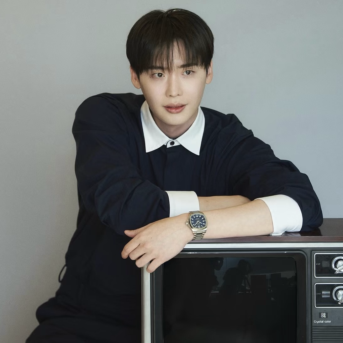 Recent activity shot of Lee Jongsuk