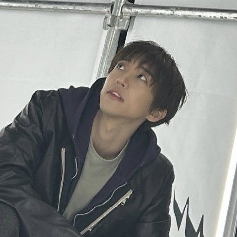 A moment captured by a fan of Lee Seungyoon