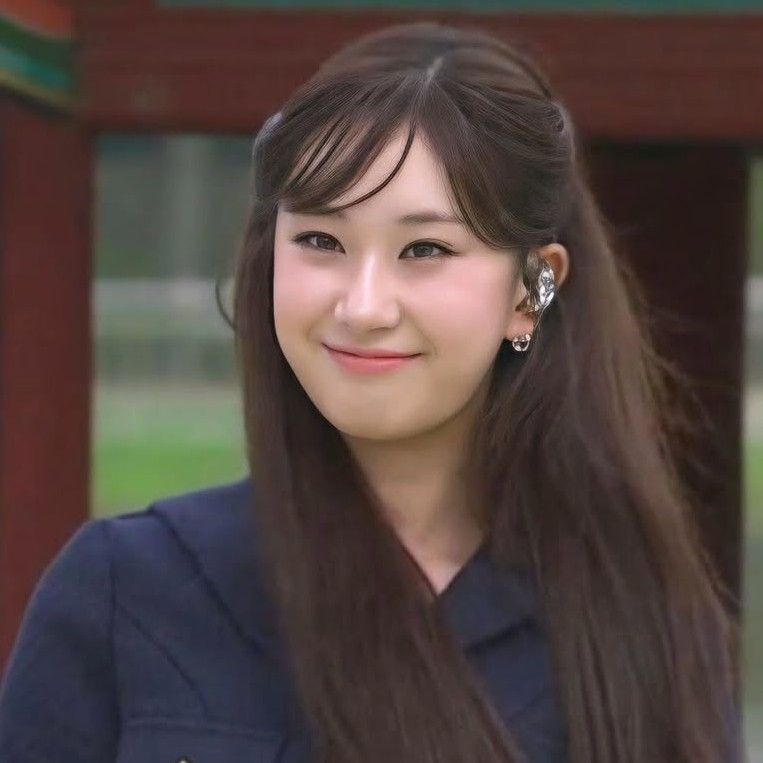 Foto terbaru dari Jeon Yujin