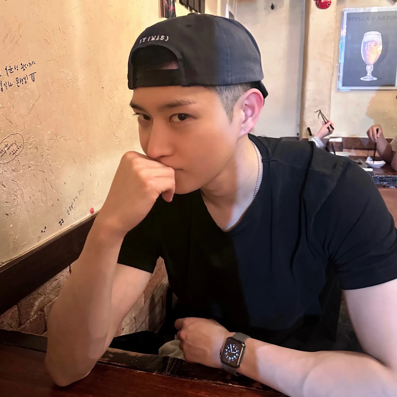 Behind-the-scenes cut of Kim Youngdae