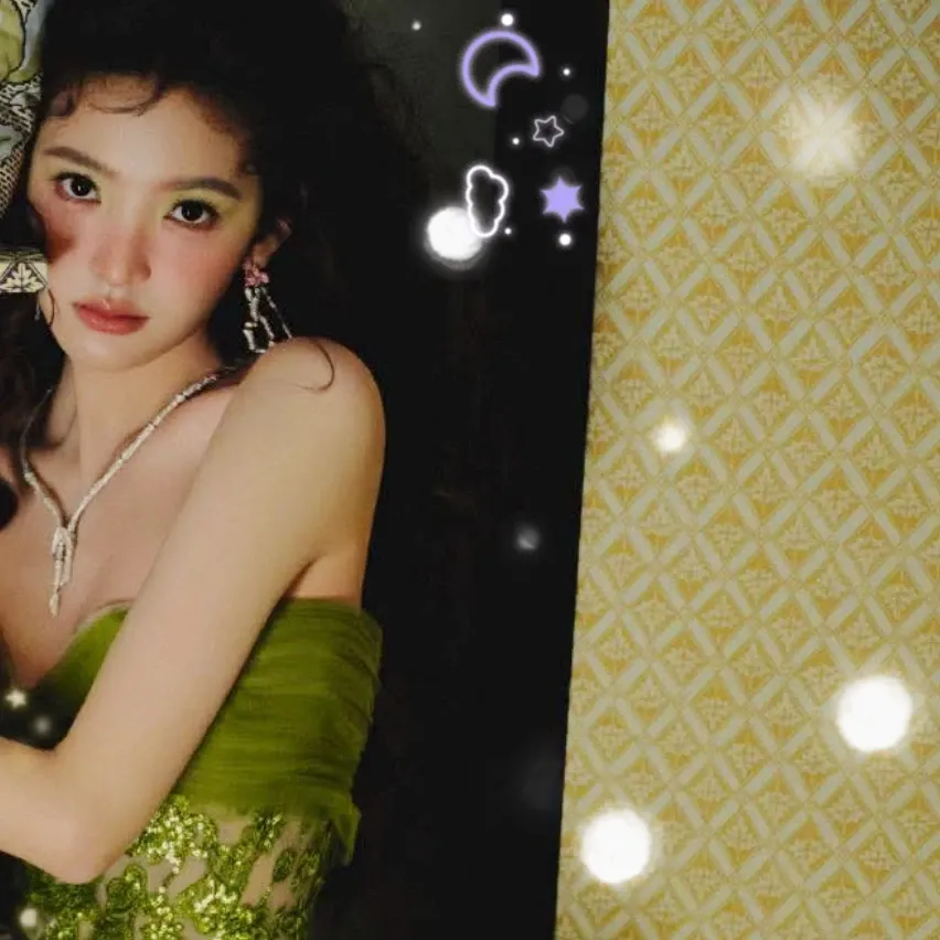 Behind-the-scenes cut of Zhang Ruonan