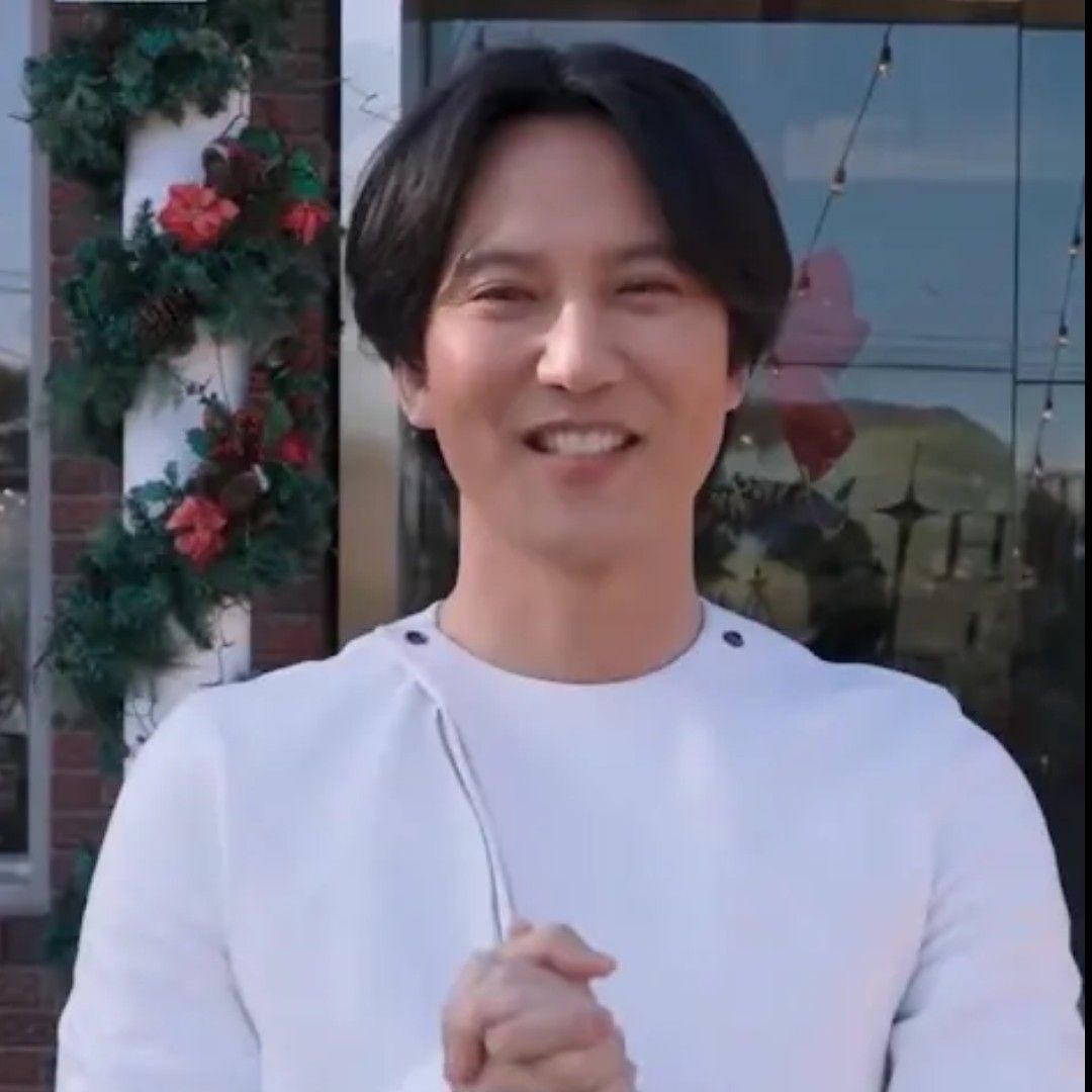 Behind-the-scenes cut of Kim Namgil