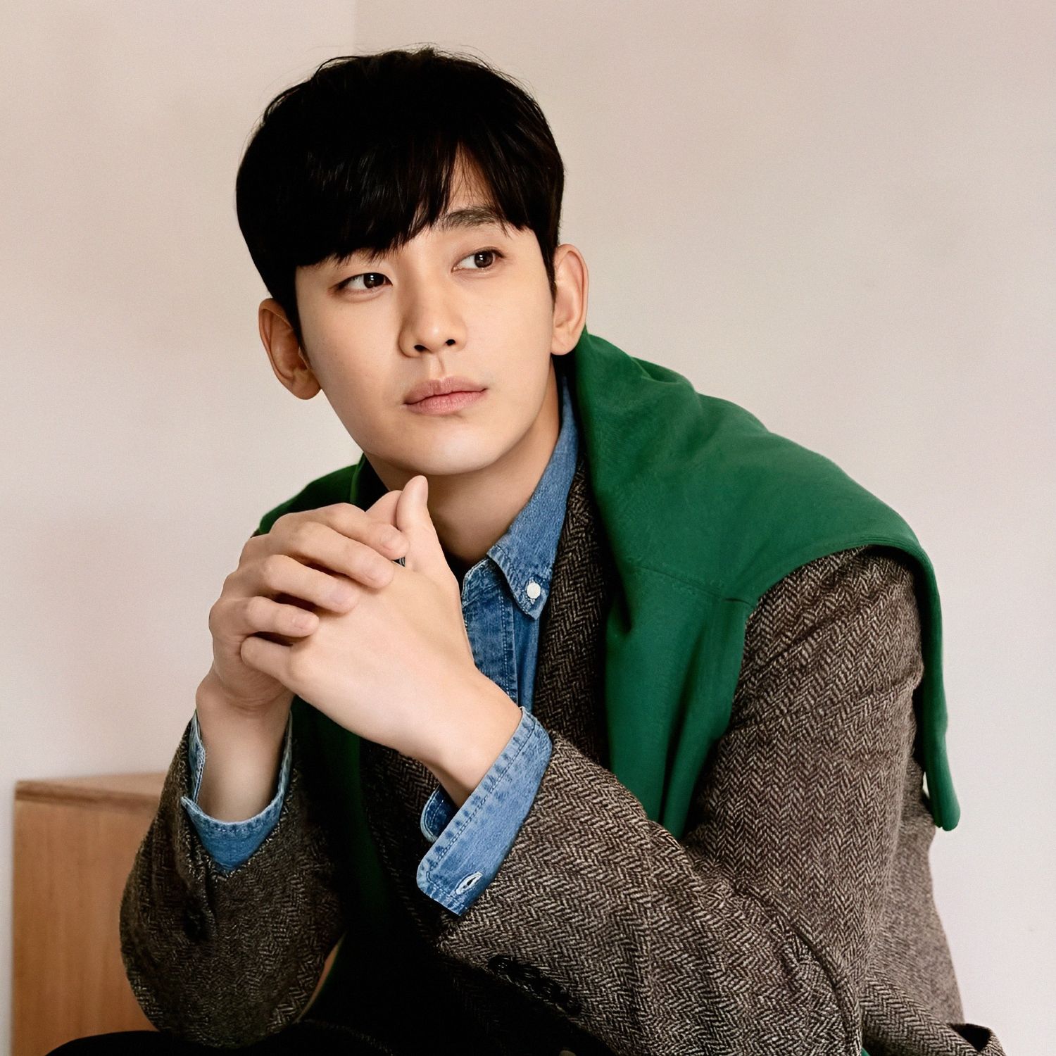 Recent activity shot of Kim Soohyun